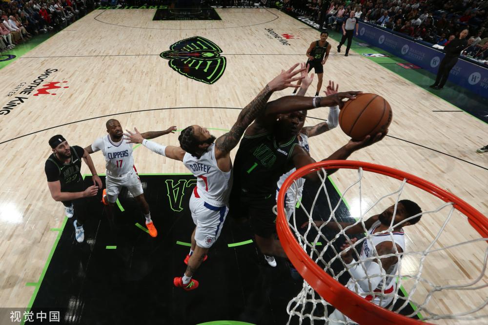 的非凡表现 的非凡表现